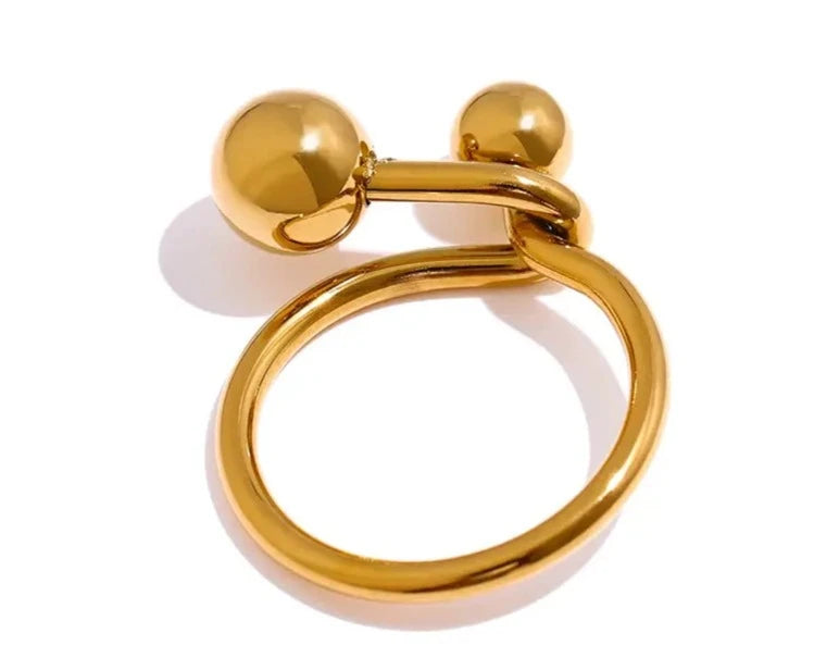  Round Statement Ring