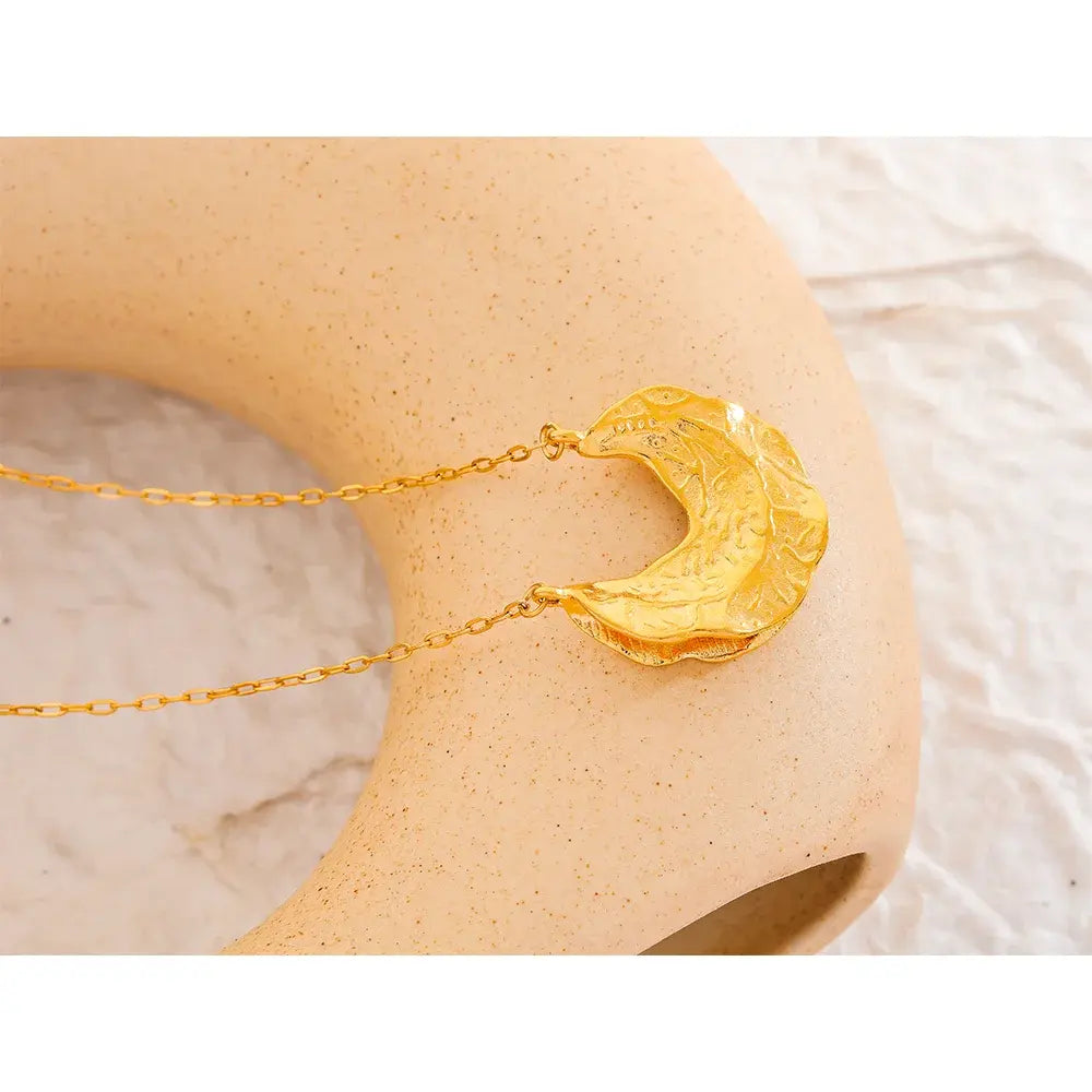 Geometric Crescent Moon Pendant Necklace Women Gold Color Waterproof