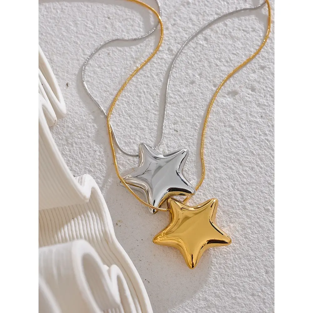 Star Pendant Necklace