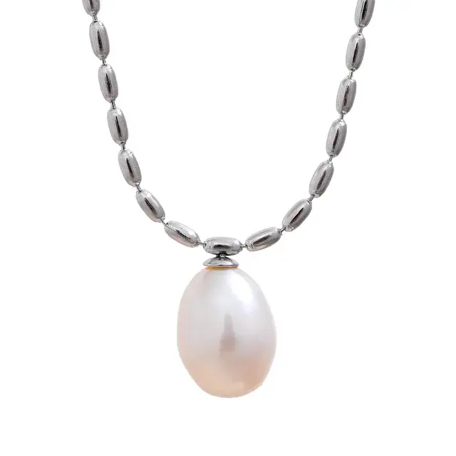 Natural Freshwater Pearl Pendant