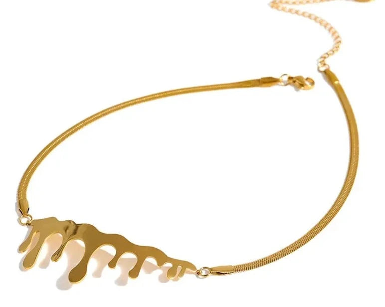 Golden Irregular Geometric Choker Necklace