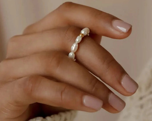 Pearl Minimalist Pearl Finger Ring