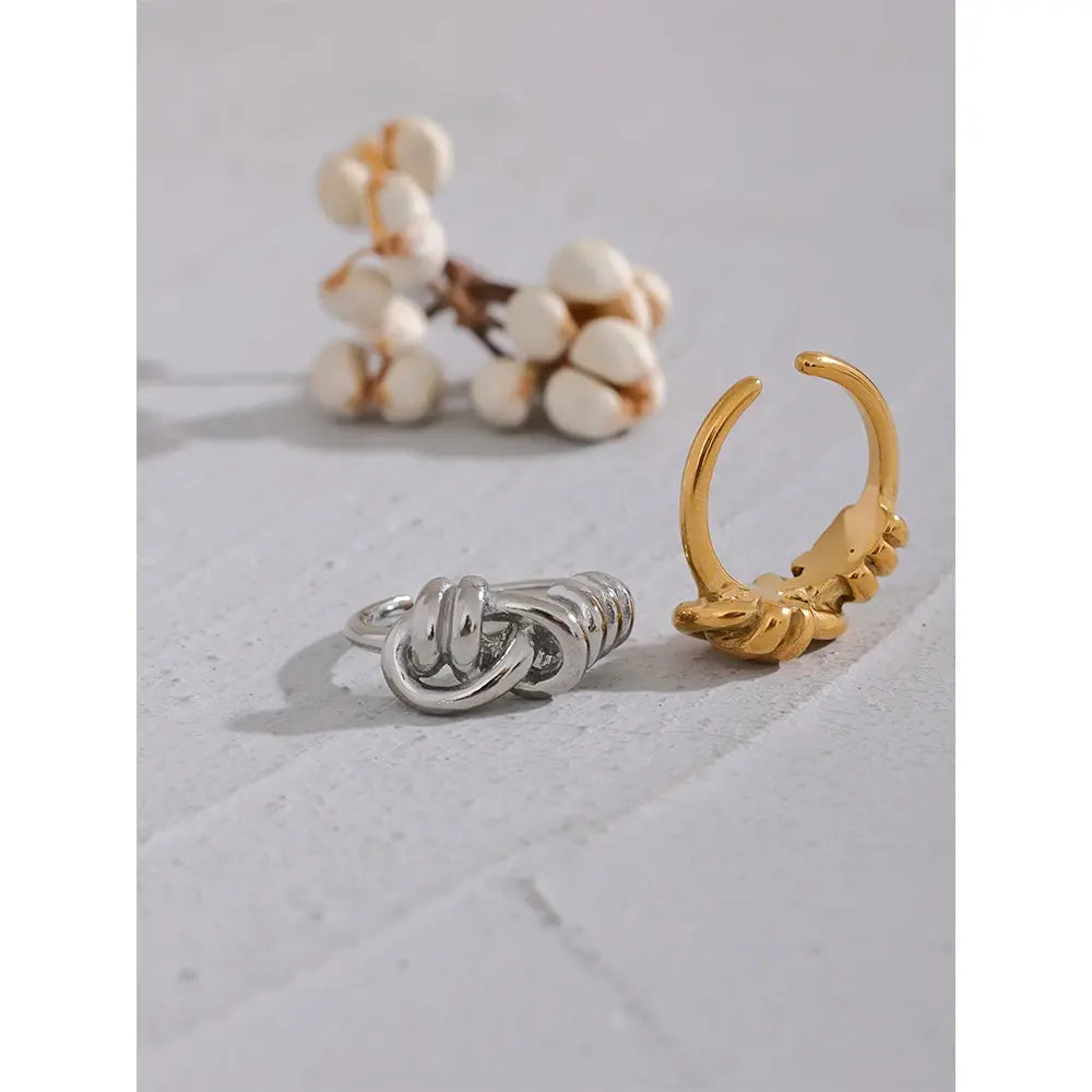 Geometric Knot Ring